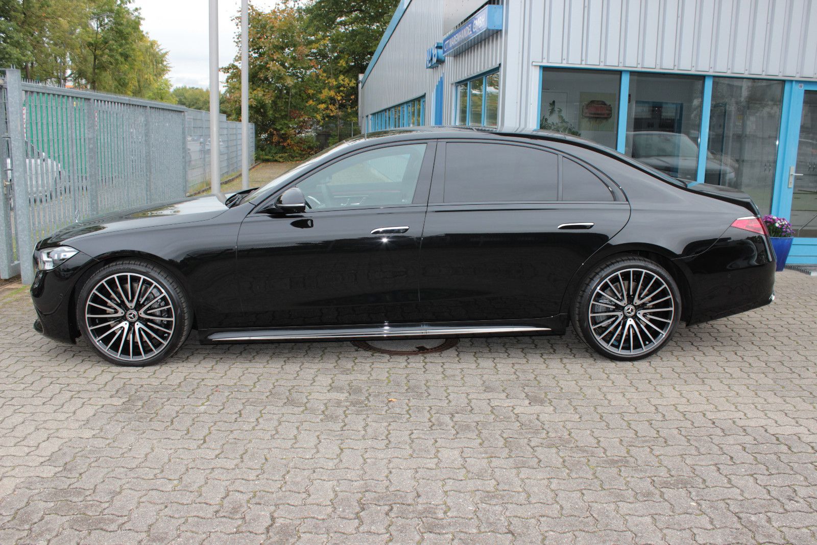 Fahrzeugabbildung Mercedes-Benz S 580 S Limousine 4Matic L