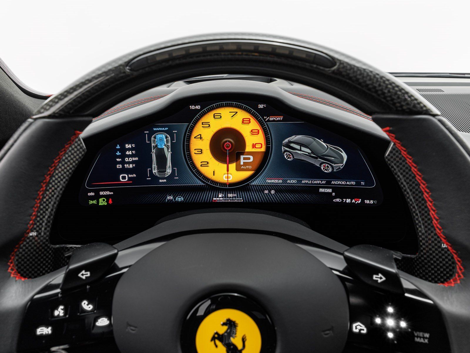 Ferrari Purosangue foto 14