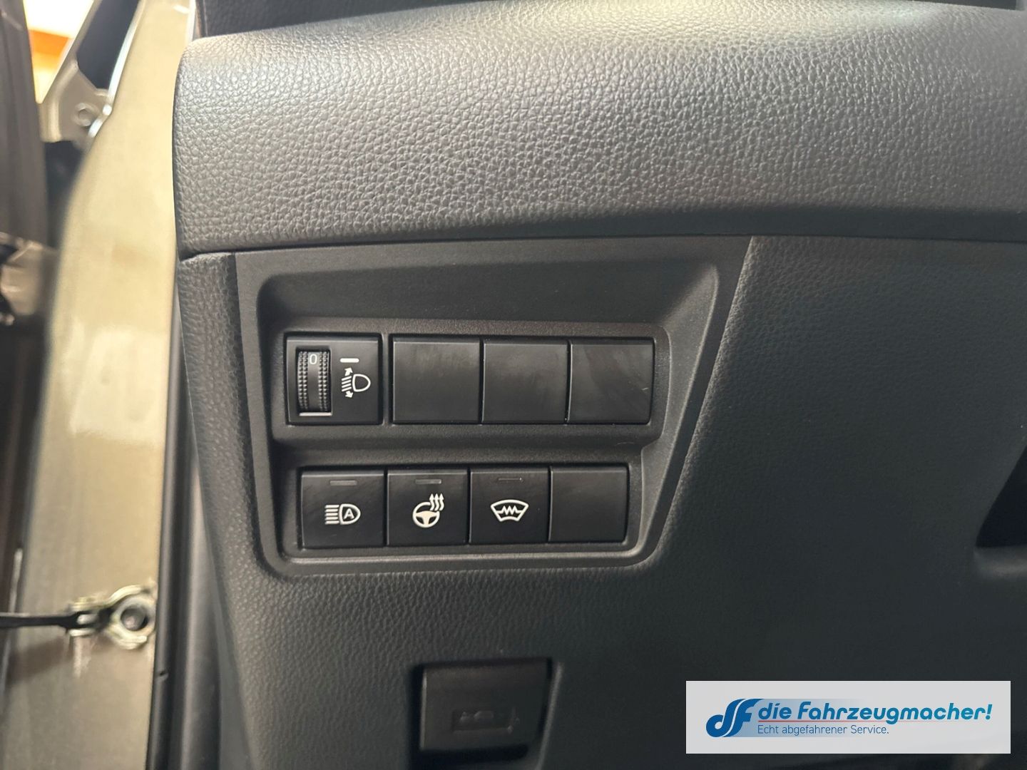 Fahrzeugabbildung Toyota Yaris Cross ACTIVE Hybrid DAB Spurhalteass. Fern