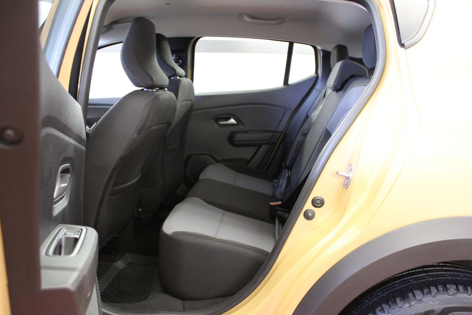 Fahrzeugabbildung Dacia Sandero Stepway TCe 90 auto Extreme*City-Paket*