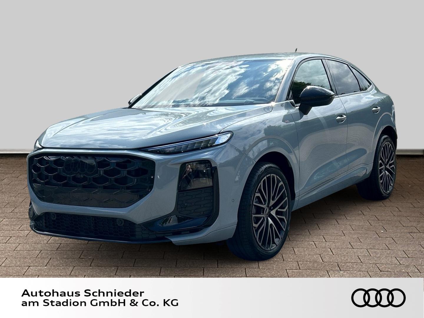 Audi Q3 SPORTBACK TFSI 110 kW+LED+AHK+HUD+PDC+SPORTSI