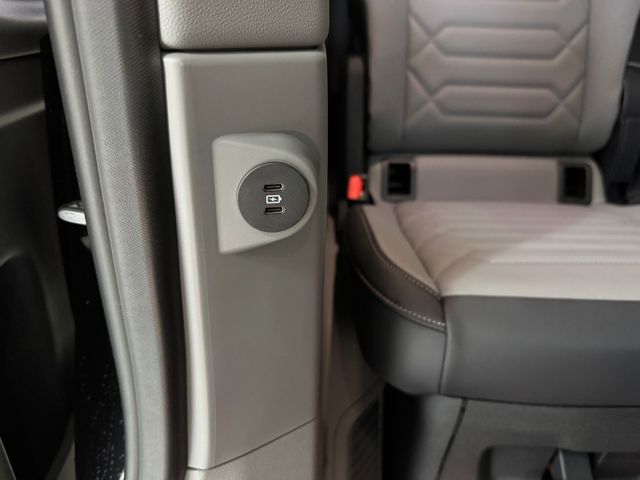 Ford Tourneo Custom 2.0 EcoBlue L1 Titanium