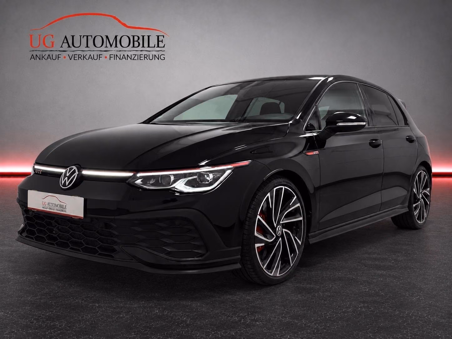 Volkswagen Golf VIII Lim. GTI Clubsport * R-KAMERA * 8x ALU
