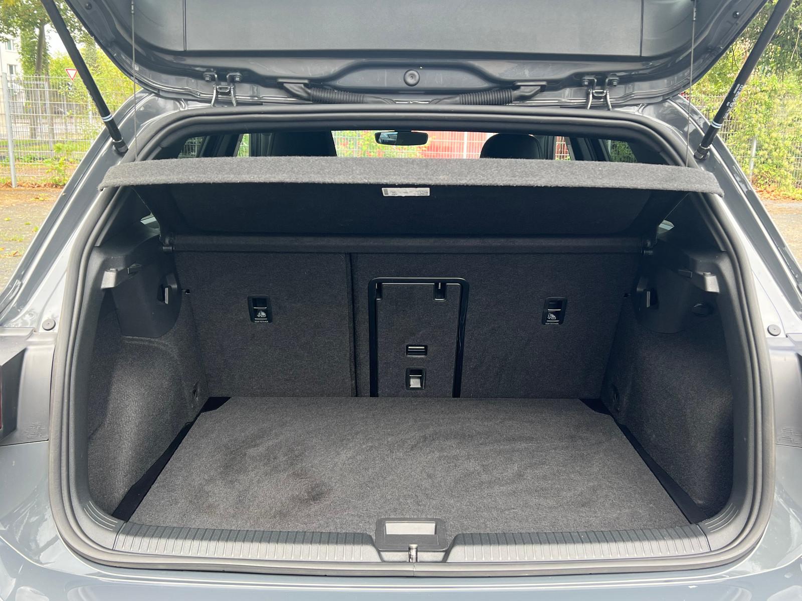 Volkswagen Golf VIII Lim 1.5 TSI R-Line-LED-KAM-NAVI-GARANT, миниатюра 22