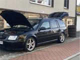 Volkswagen VW Bora Variant 4motion 2.3 L VR5 - Volkswagen Bora: 4motion