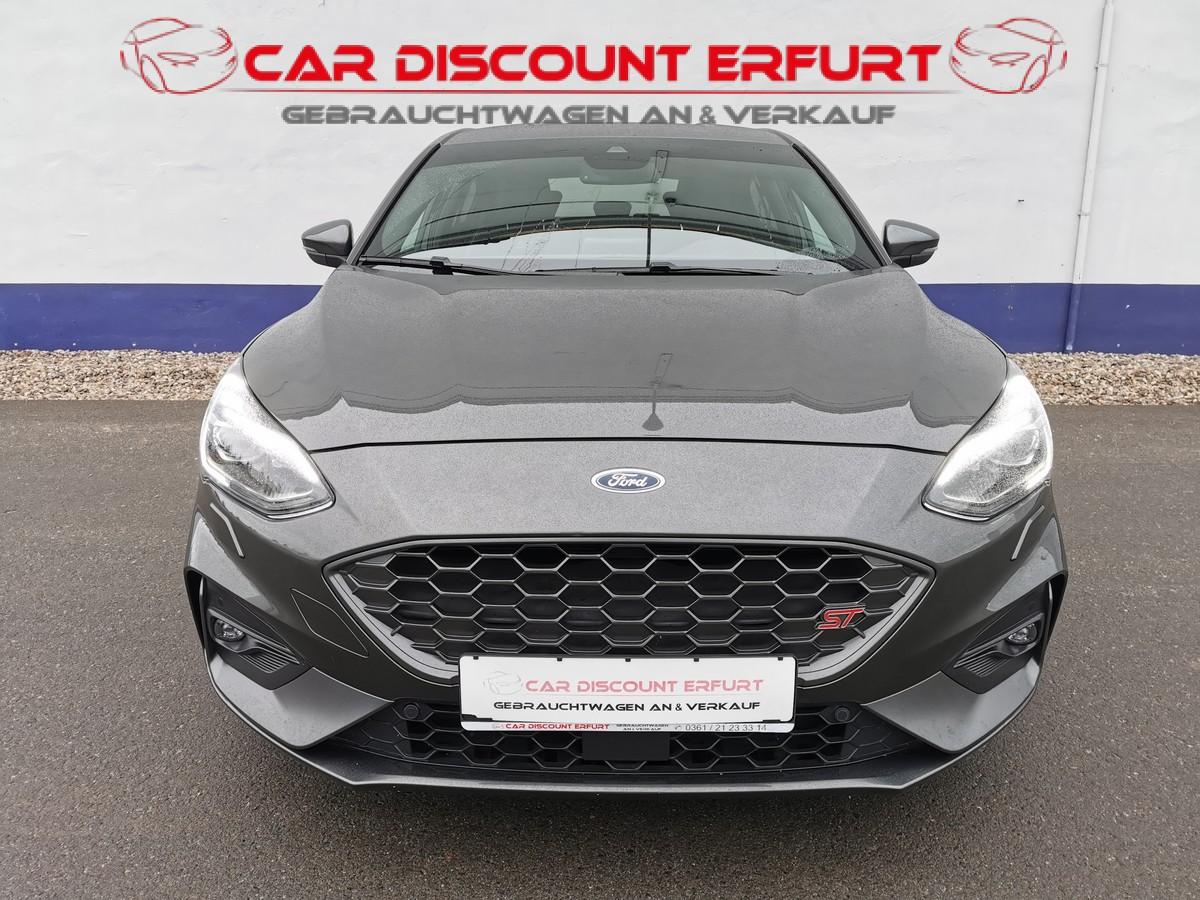 Ford Focus ST 2.3 EcoBoost Performance+Recaro+B&O+LED