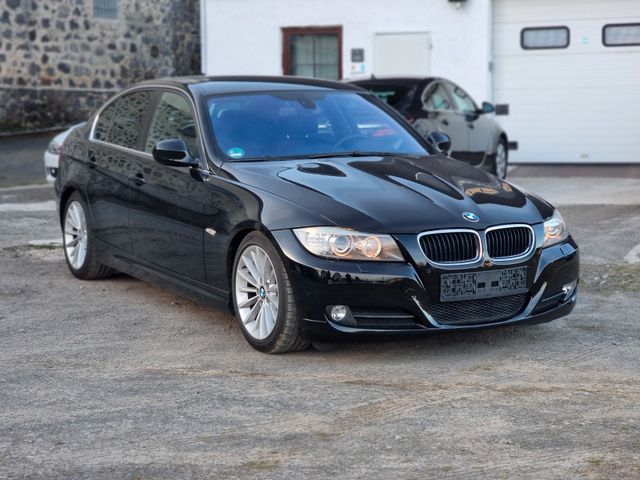 BMW 320i