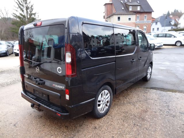 Fahrzeugabbildung Opel Vivaro B Kombi L1H1  2,9t/2.Hd/8-Sitz/AHK/Kamera