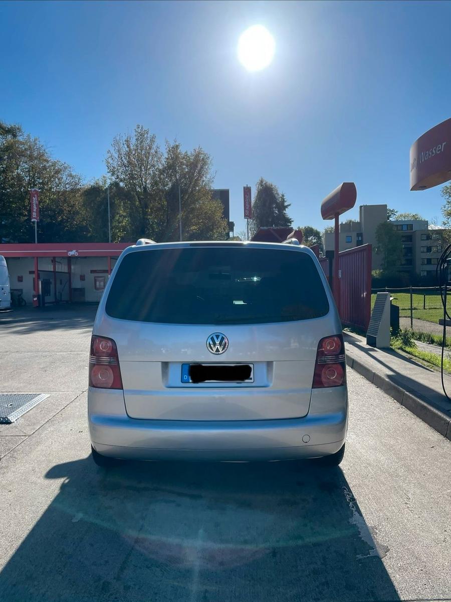 Volkswagen Touran 2005 — photo 5