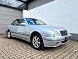 Mercedes-Benz E 240 Classic Lim. |AHK|Tempomat|03.2027| - gebrauchte Mercedes-Benz E 240 aus dem Jahr 2001