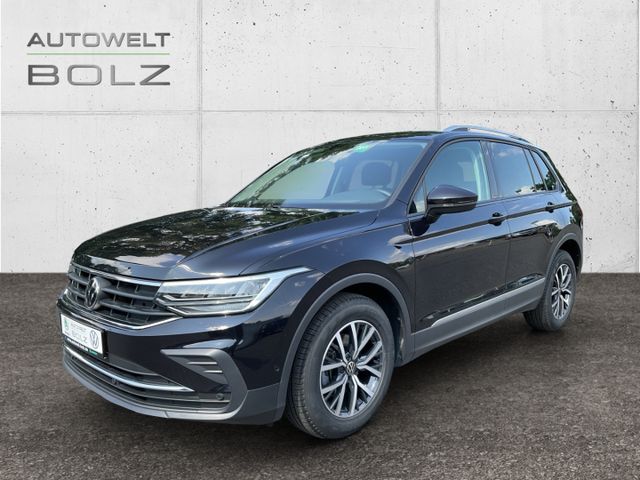 Volkswagen Tiguan 1.5 TSI Life AHK-klappbar Navi LED ACC 3-