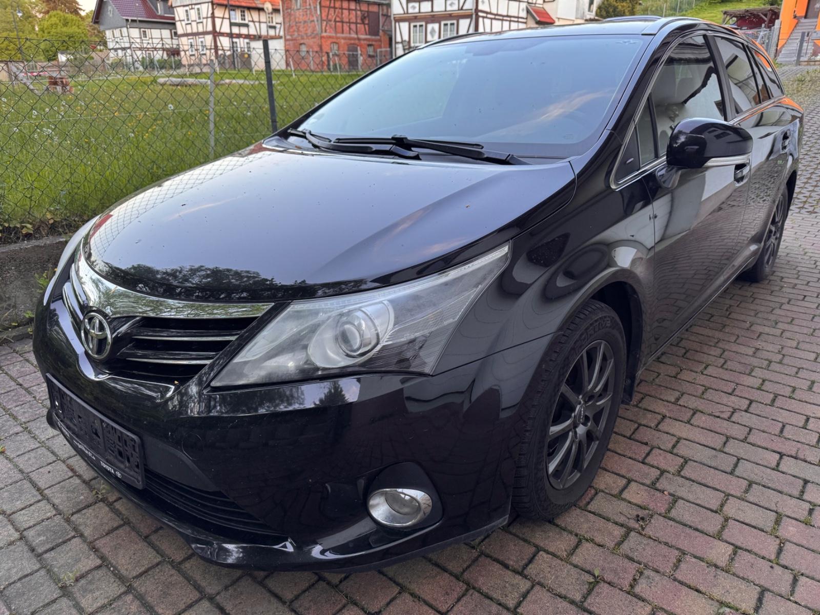Toyota Avensis Kombi Edition