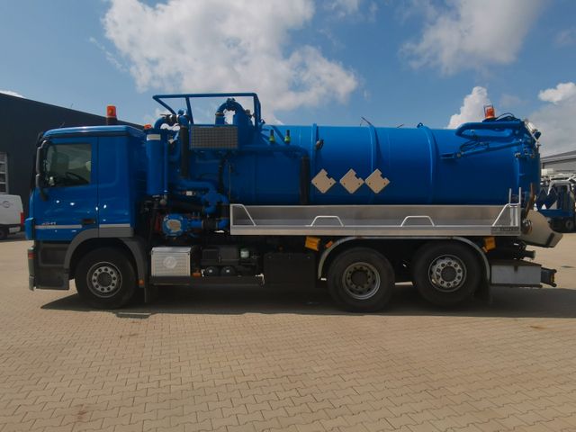 Mercedes-Benz Actros 2541  ADR Sauger
