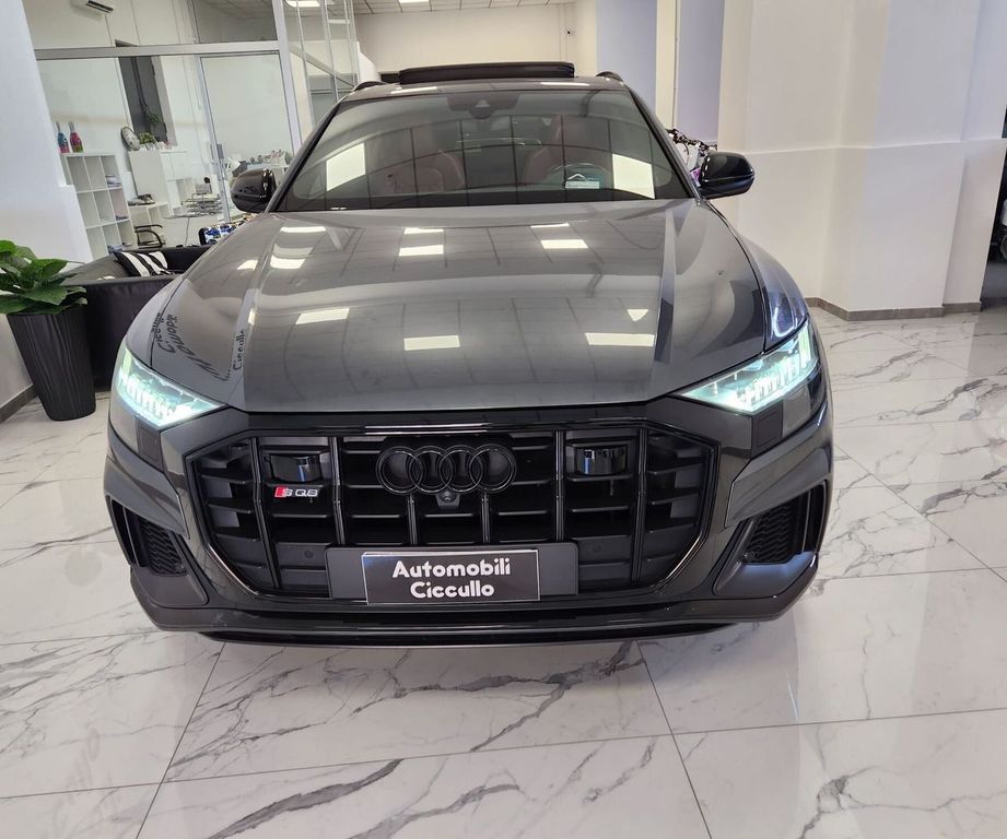 Image of Audi Q8