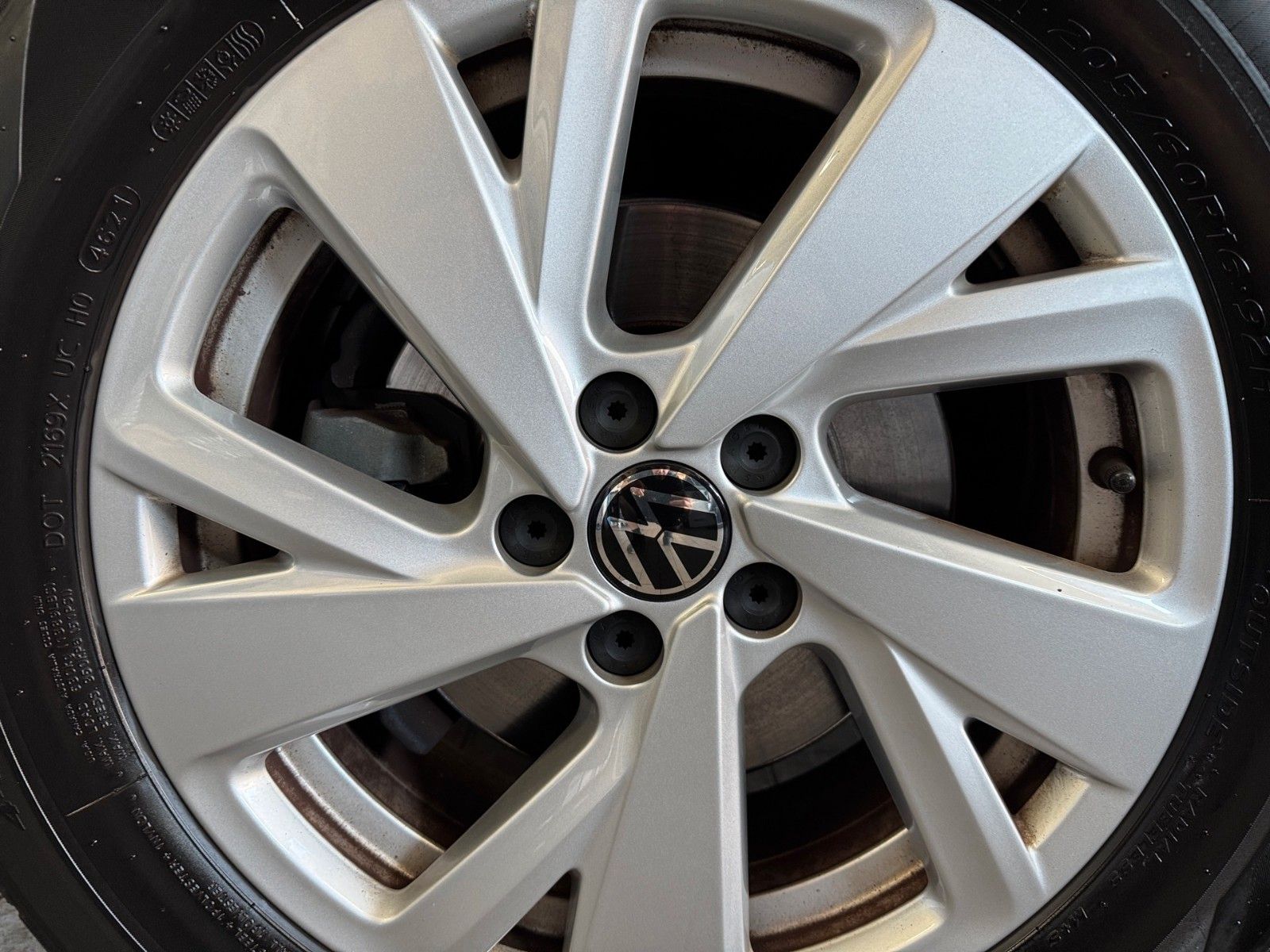 Fahrzeugabbildung Volkswagen Taigo Life 1.0 TSI