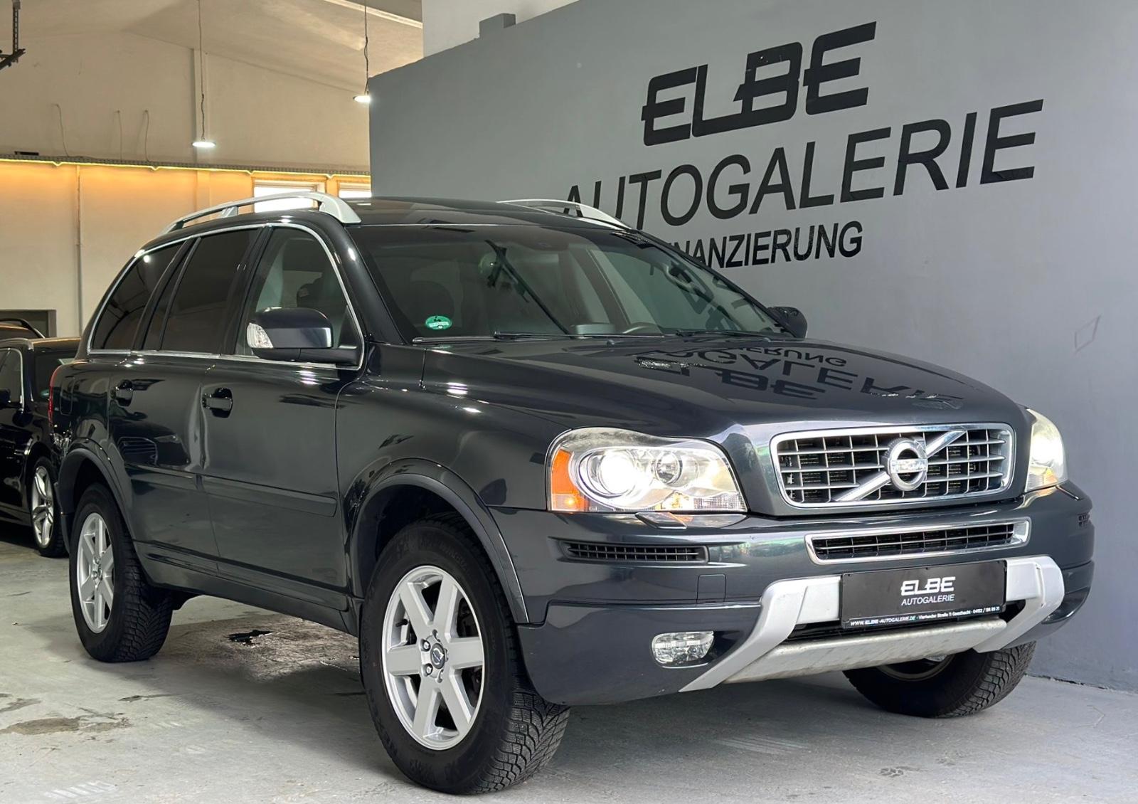 Volvo XC90 2.4 D5 Momentum Geartronic 7-Sitzer 1.Hand