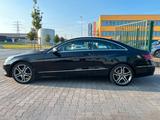Mercedes-Benz E 220 CDI Coupe Panorama Navi Leder 1.Hand - Mercedes-Benz E 220 in Bochum