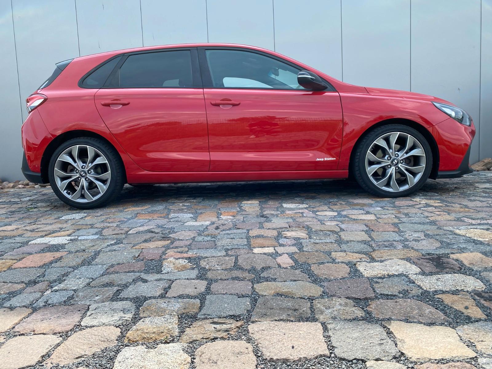 Hyundai i30 N LINE CAR PLAY SITZ-LENKRAD-HZG SCHECKHEFT