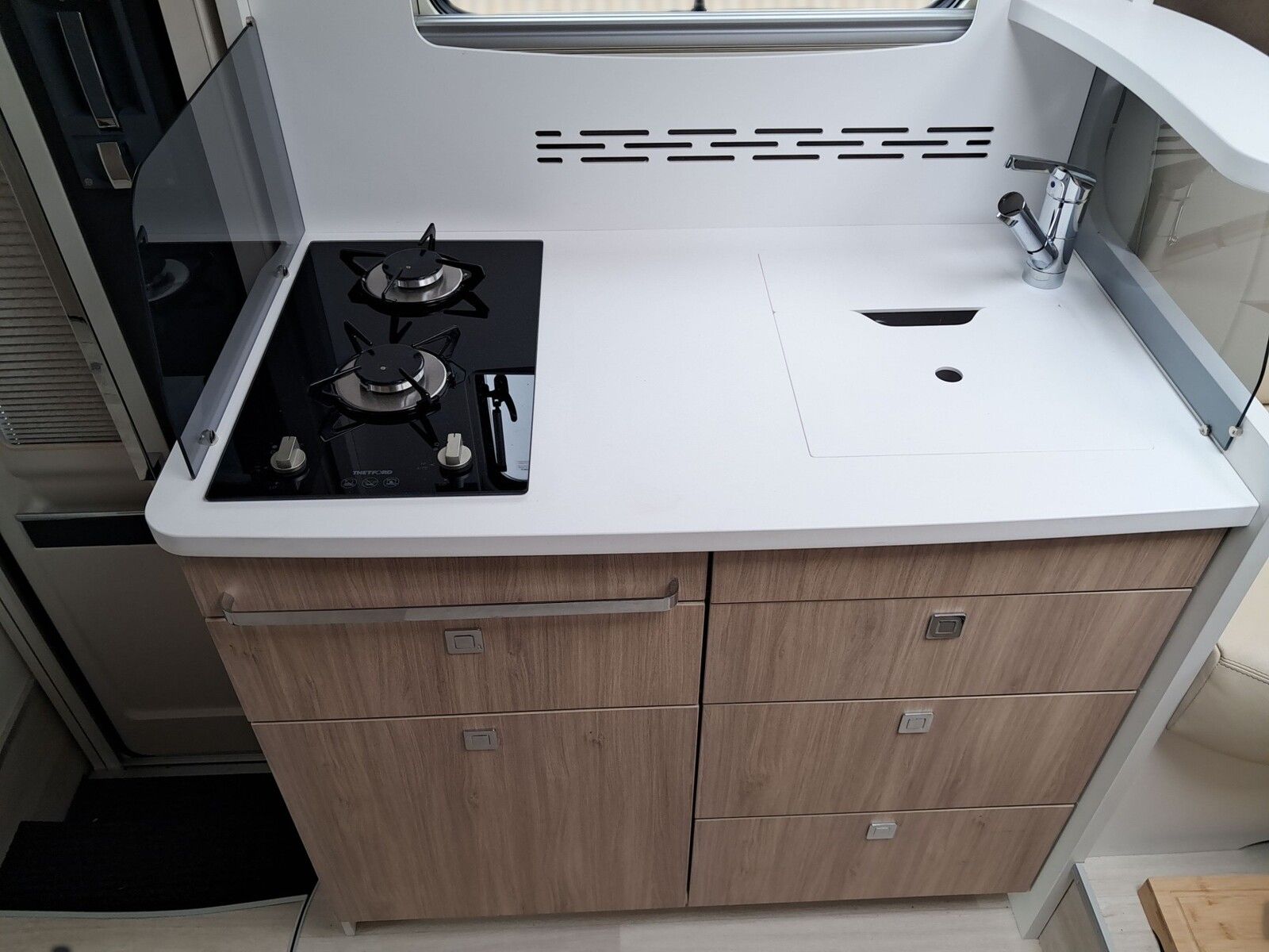 Fahrzeugabbildung Frankia F-Line I 680 Plus 4,5 t Volluftfeder,Leder,Klima
