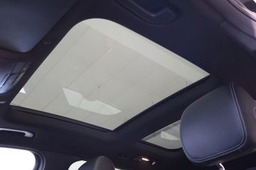 Mercedes-Benz GLC 300 4Matic Pano AHK Multibeam AMG Line