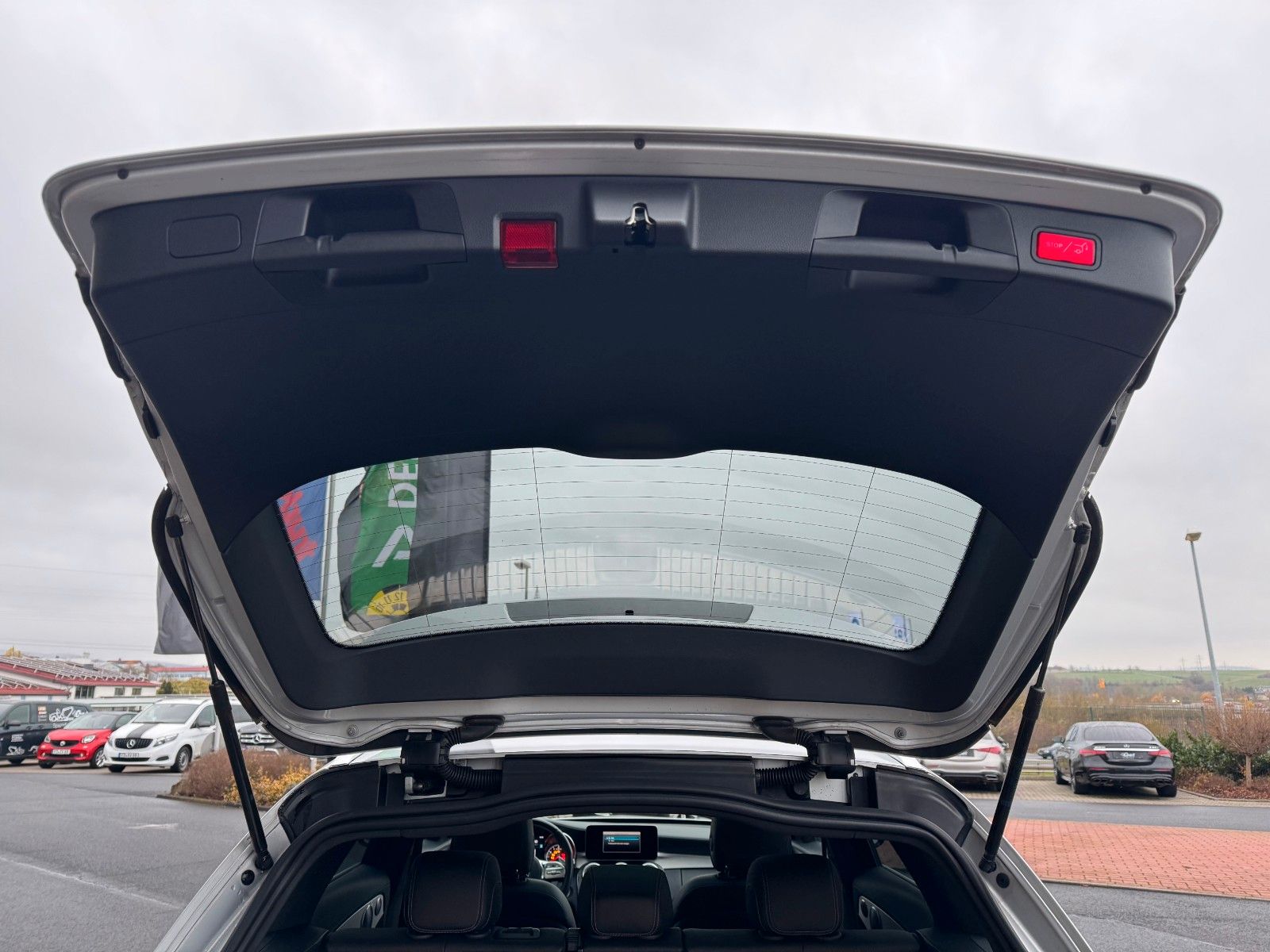 Fahrzeugabbildung Mercedes-Benz C 63 AMG T Pano+Burmester+Distr+Memory+RFK