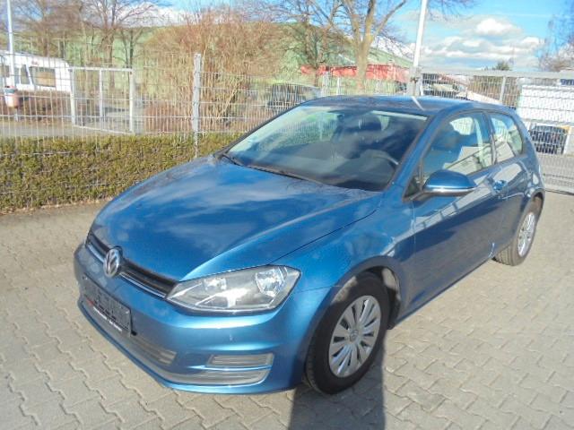 Volkswagen Golf VII Lim. Trendline BMT