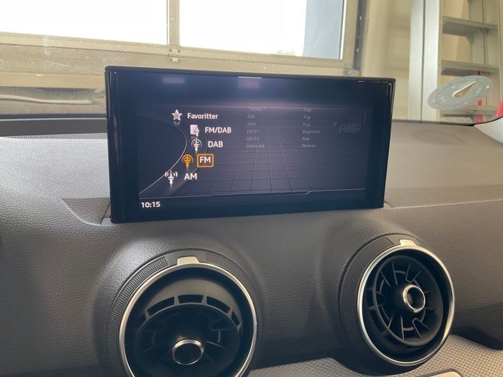 Fahrzeugabbildung Audi Q2 35 S-tronic advanced *Cam*LED*PDC*Sitzhzg*ACC