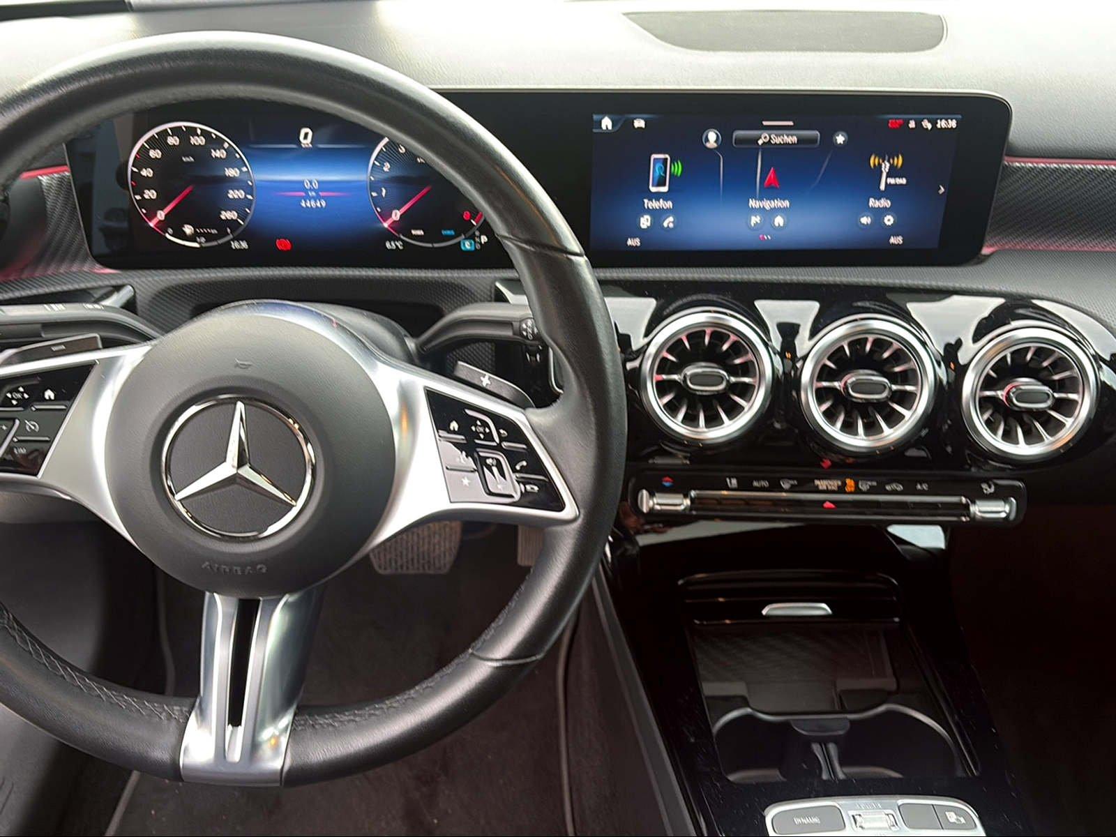 Mercedes-Benz A-Class Lim. Progressive 4M PANO RFK AHK MULTIBEAM, миниатюра 18