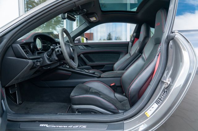 Porsche 992 Carrera 4 GTS/ MATRIX/ 18-WEGE/ LIFT/ BOSE Porsche 992 Carrera 4 GTS/ MATRIX/ 18-WEGE/ LIFT/ BOSE