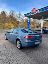 Renault Verkaufe sehr gepflegten Renault Laguna - gebrauchte Renault Laguna aus dem Jahr 2005