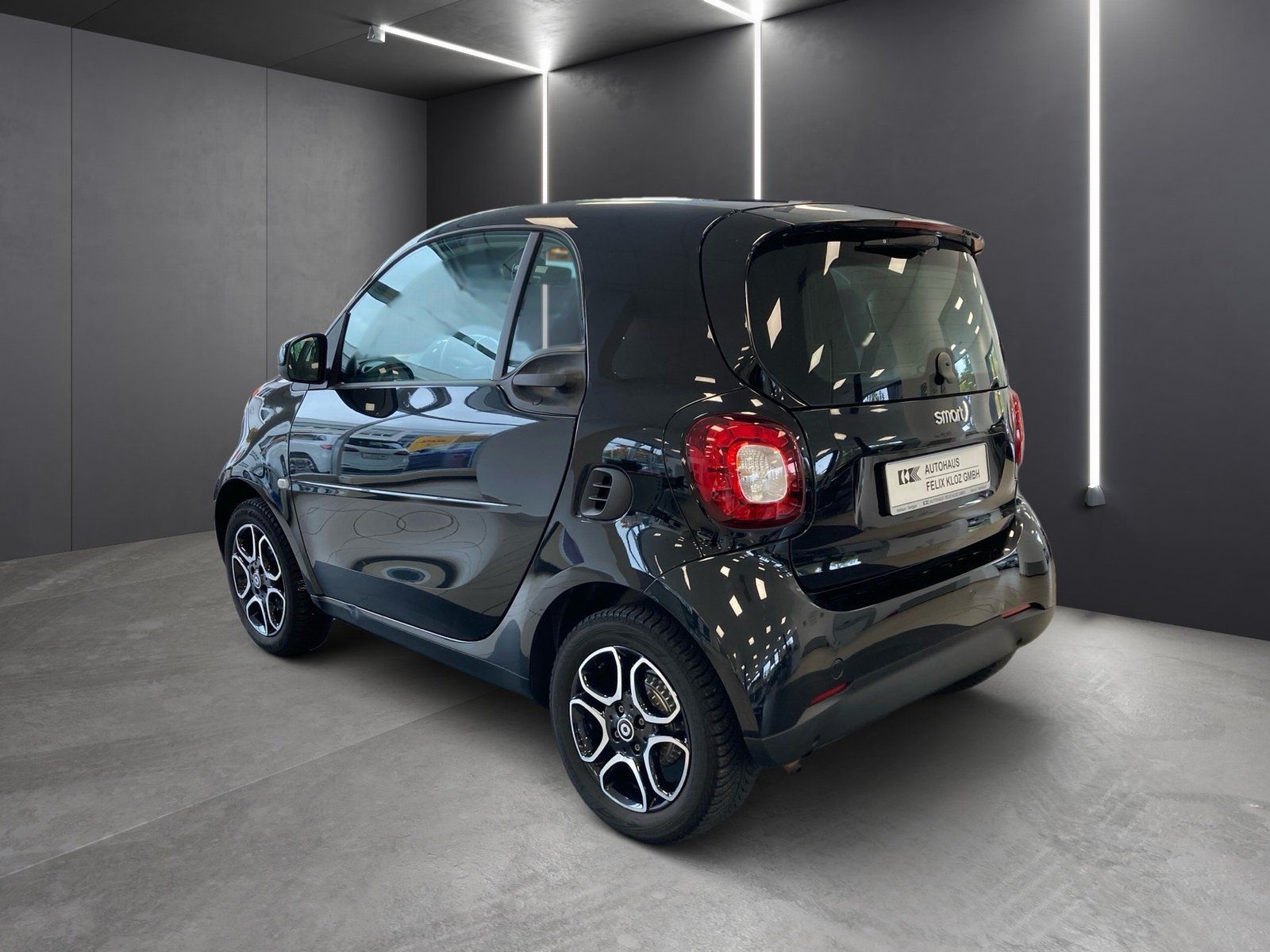 Fahrzeugabbildung Smart fortwo coupe*prime*Automat*Pano*SHZ*Cool&Audio*