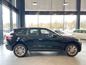 Jaguar F-Pace - 4