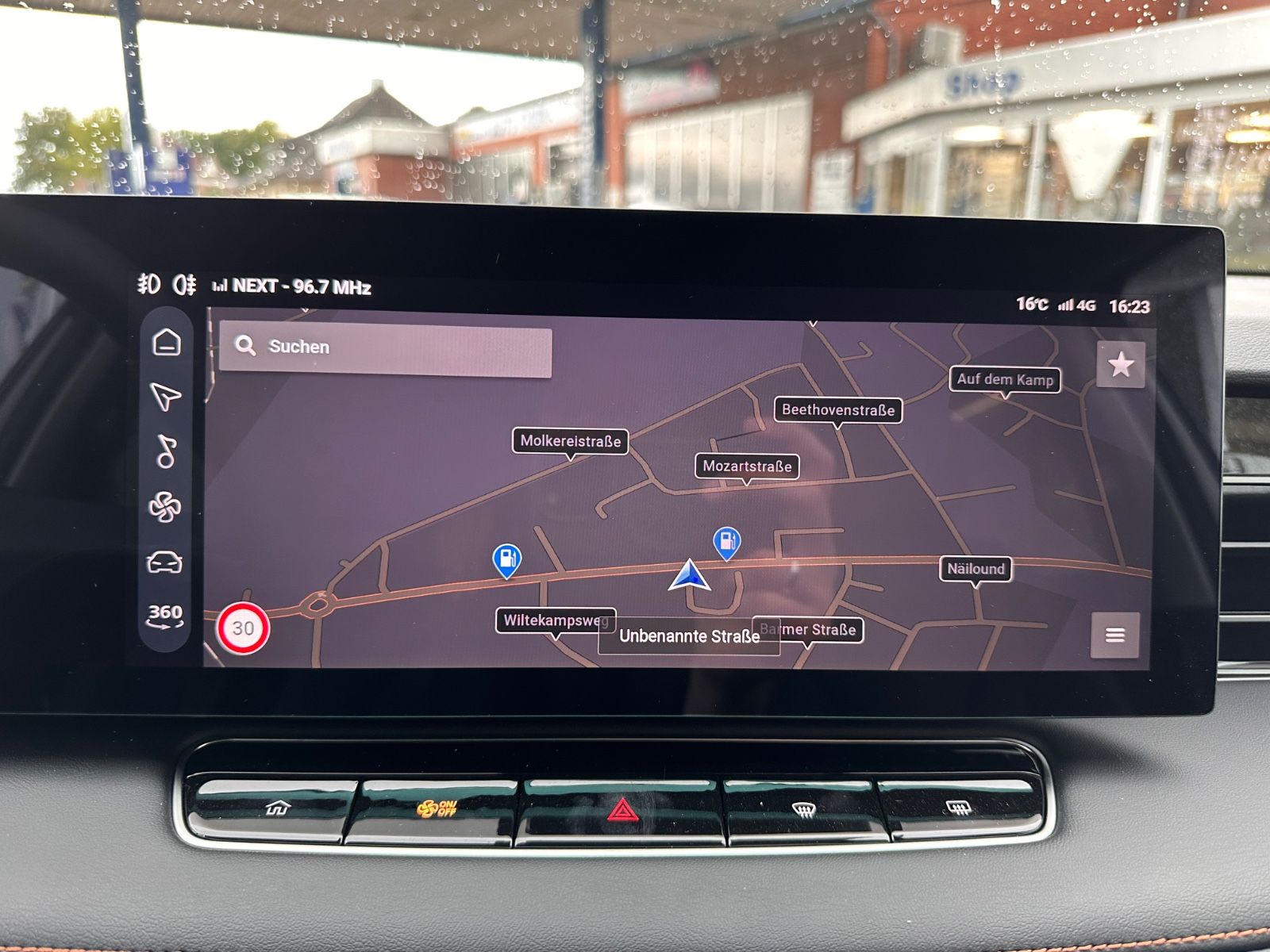 Fahrzeugabbildung MG HS 1.5 Luxury Hybrid APP/Navi/Kamera/Totwinkel
