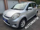 Daihatsu Sirion AUTOMATIK 5-trg. TÜV fast NEU, Klima - silberne Daihatsu Sirion