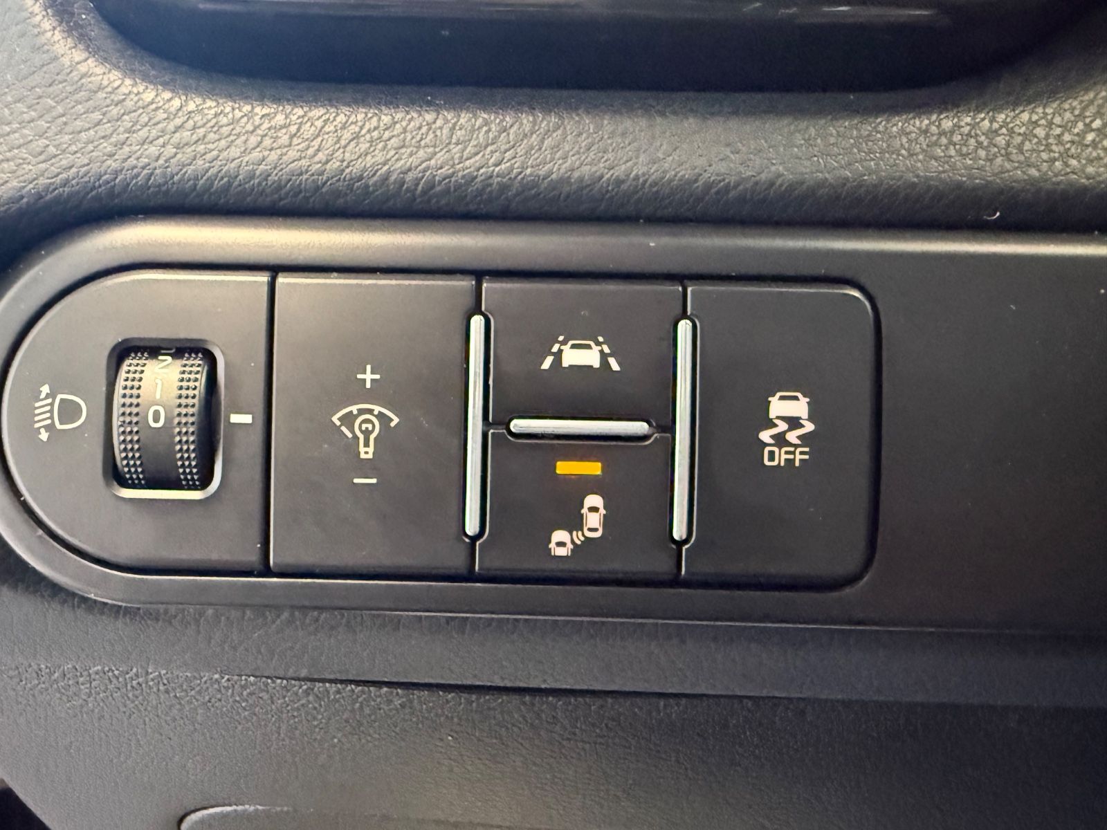 Fahrzeugabbildung Kia Ceed GT 1.6T GT DCT-Navi,Automatik,Klimaauto.
