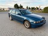 BMW E39 530i Touring M54 Memory Leder Xenon - BMW 530 aus 2002: Kombi