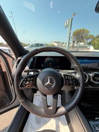 Mercedes GLB 180 - 9