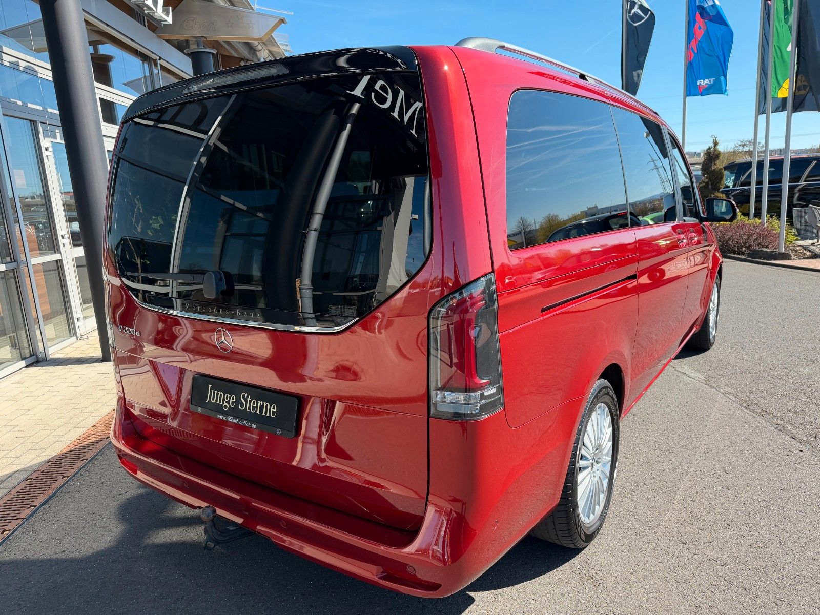 Fahrzeugabbildung Mercedes-Benz V 220 d STYLE DISTRONIC AHK2,5to 360Kamera