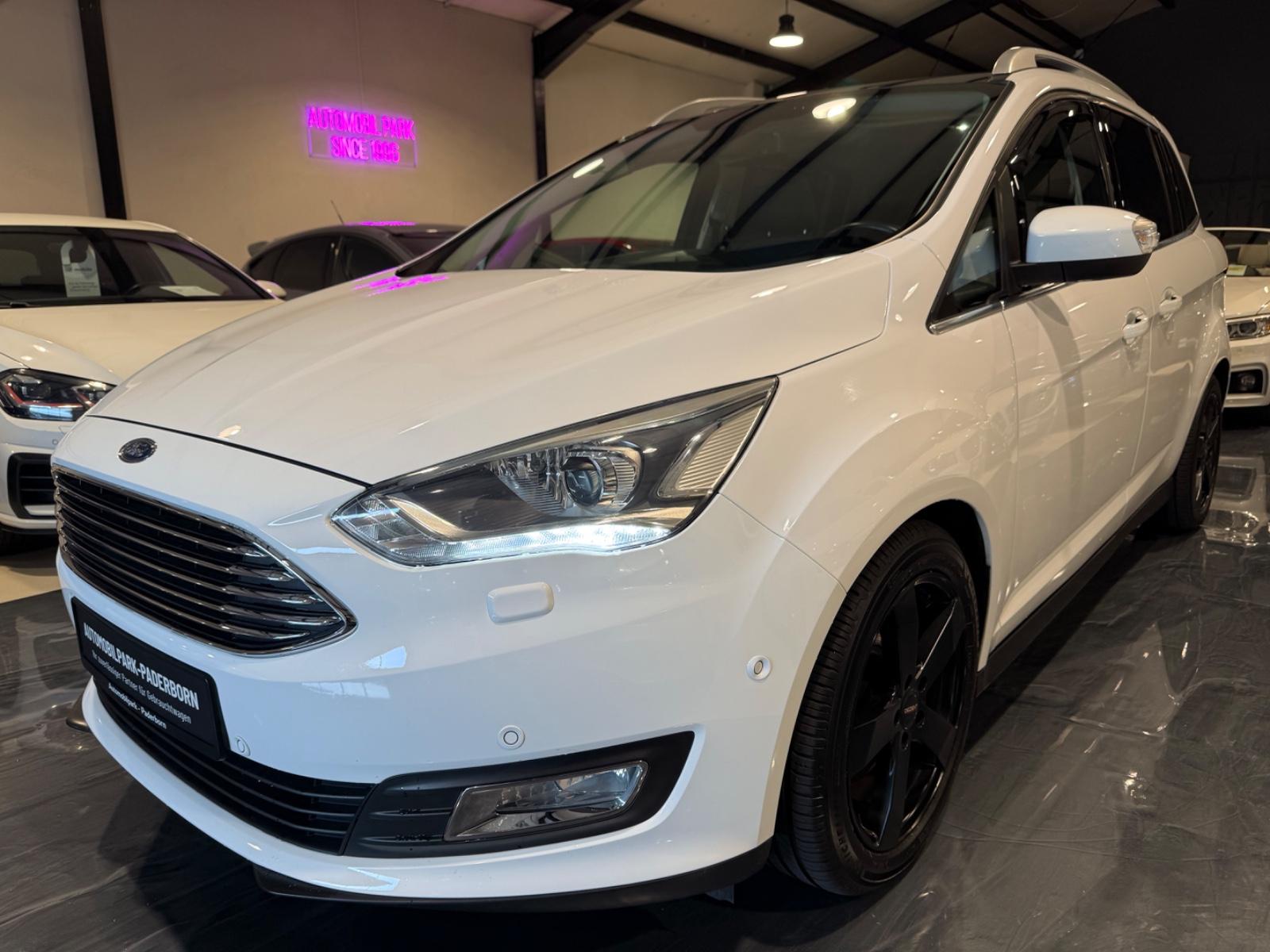 Ford Grand C-Max Titanium/Panorama/Kamera/Xenon/Alus