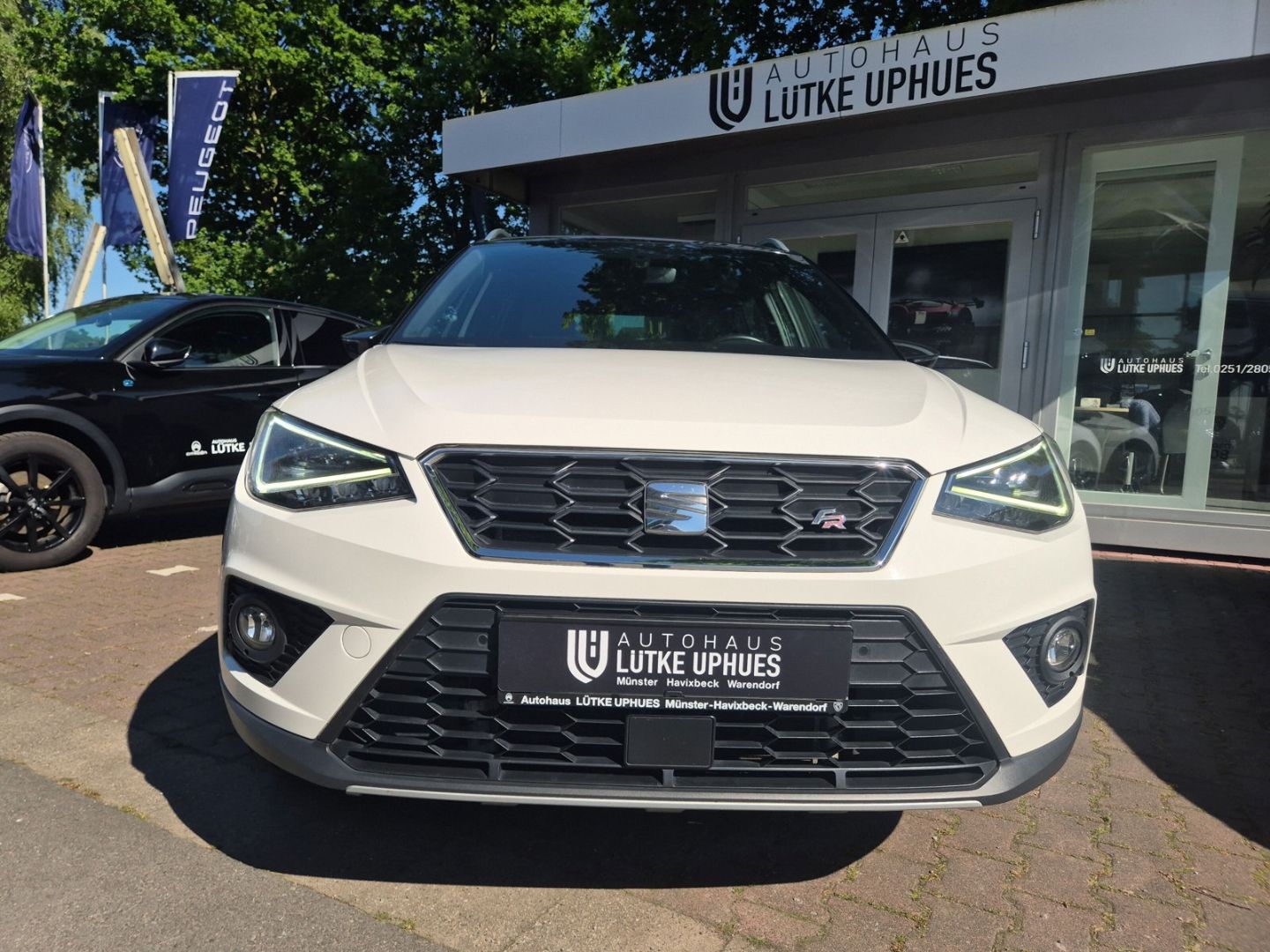 Fahrzeugabbildung SEAT Arona 1.0 TSI Navi Dig. Cockpit Soundsystem ACC