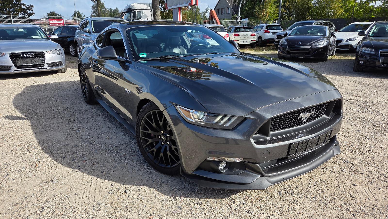 Ford Mustang GT Fastback 5.0 V8 421 ch BVA / 40 400 km / Premium Pack / Cuir ventilé / Caméra de recul