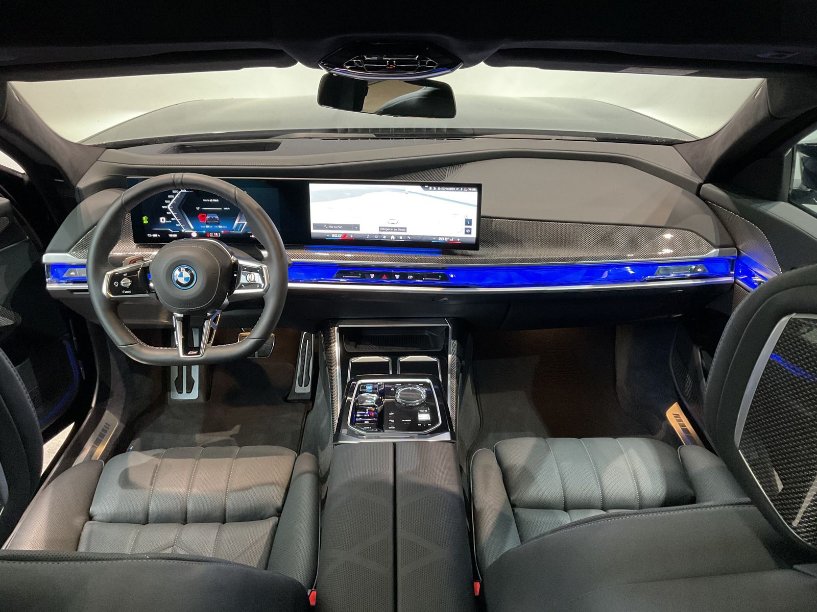 Fahrzeugabbildung BMW i7 M70 xDrive Lounge Fondkonsole Sky Lounge M Pe