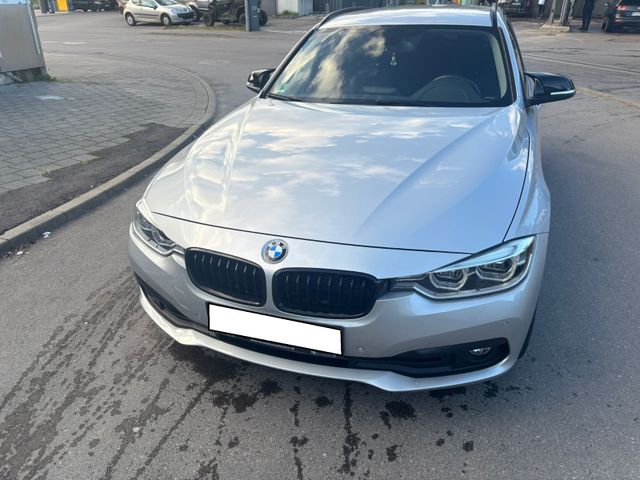 BMW 320d Touring  Automatic 