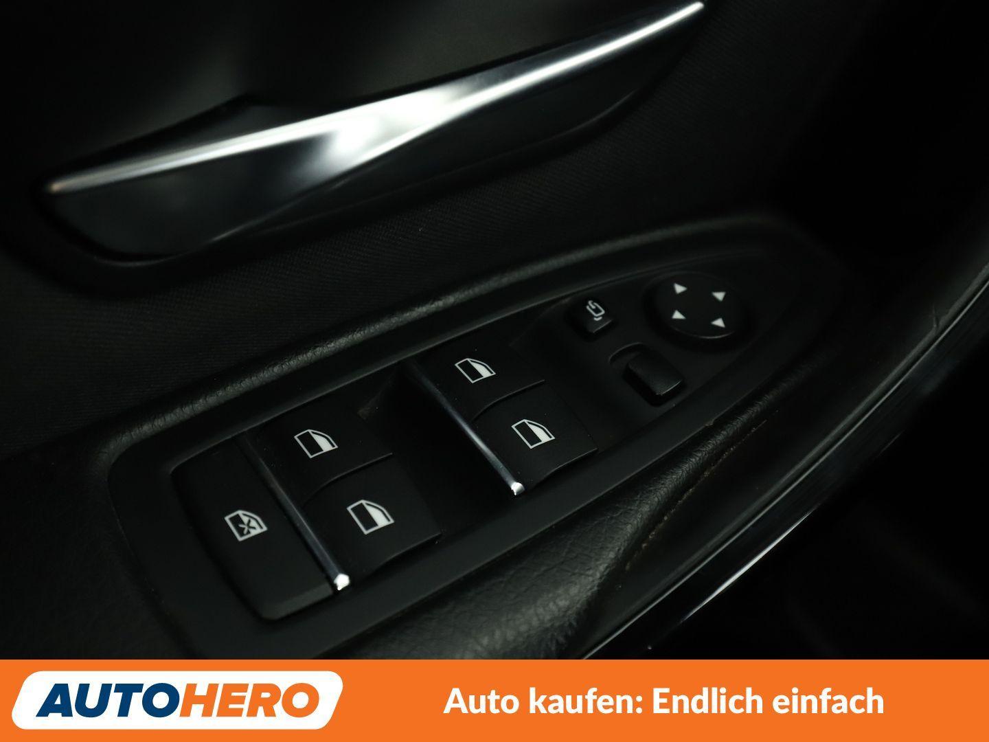 BMW 3er 320i xDrive Advantage Aut.*NAVI*TEMPO*PDC*
