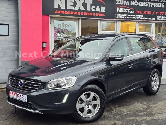 Volvo XC60 Momentum 2WD|Kamera|Leder|Kamera|AHK