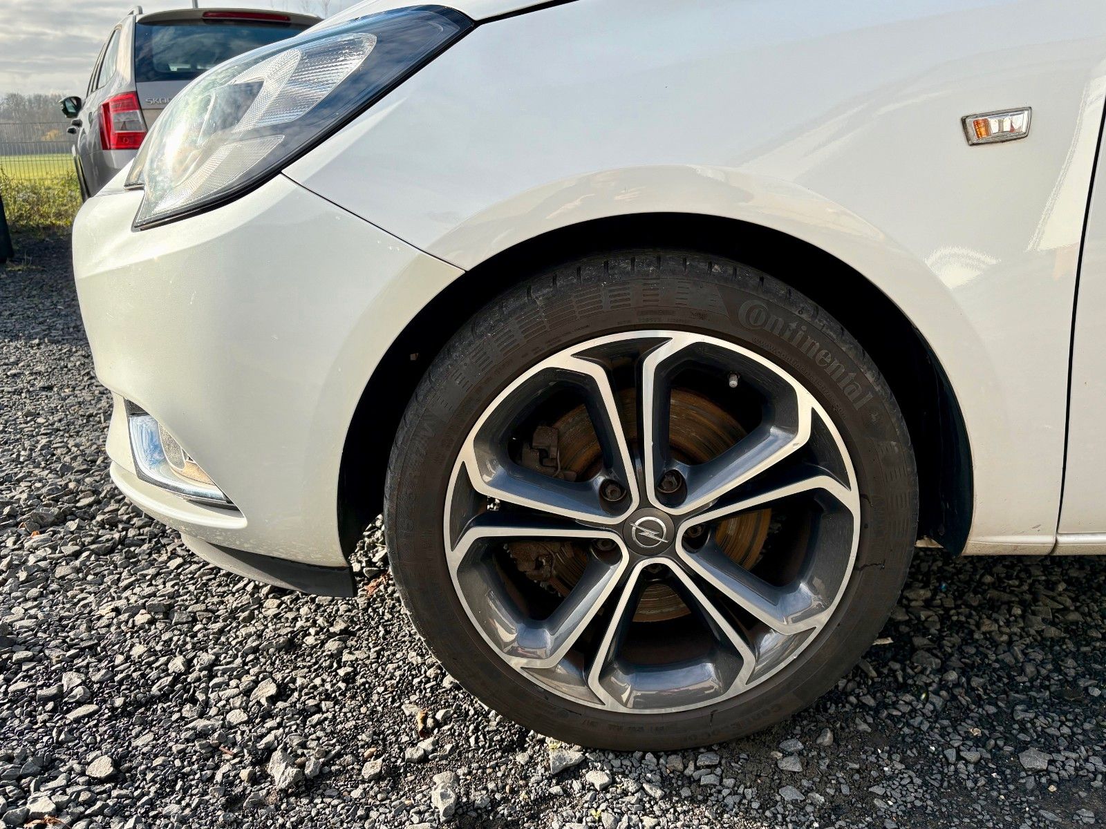 Fahrzeugabbildung Opel Corsa E Color Edition ecoFlex Turbo 110KW SPORT