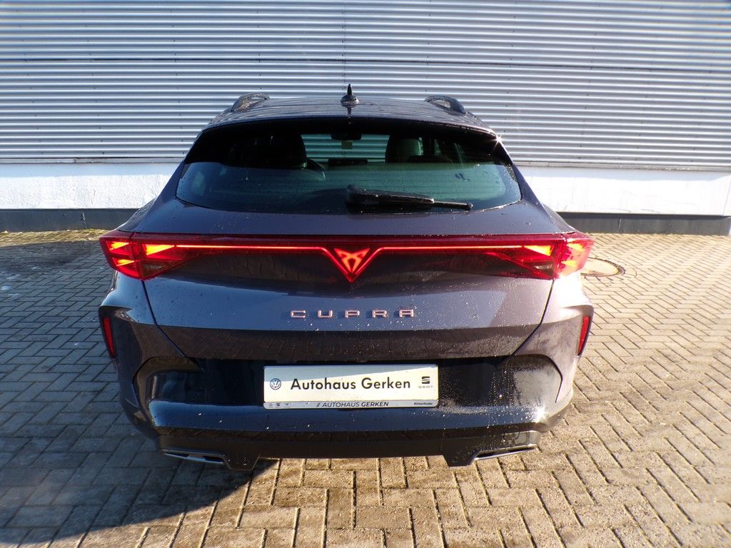 Fahrzeugabbildung CUPRA Formentor 1.5 eTSI DSG