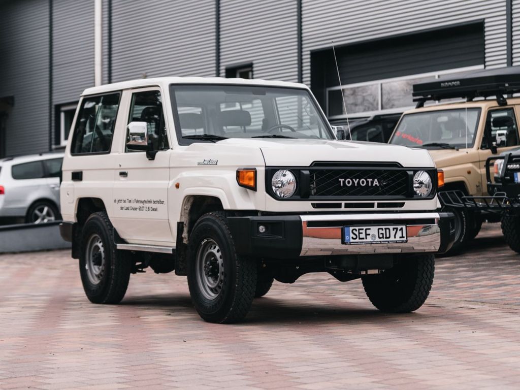 Toyota Land Cruiser
