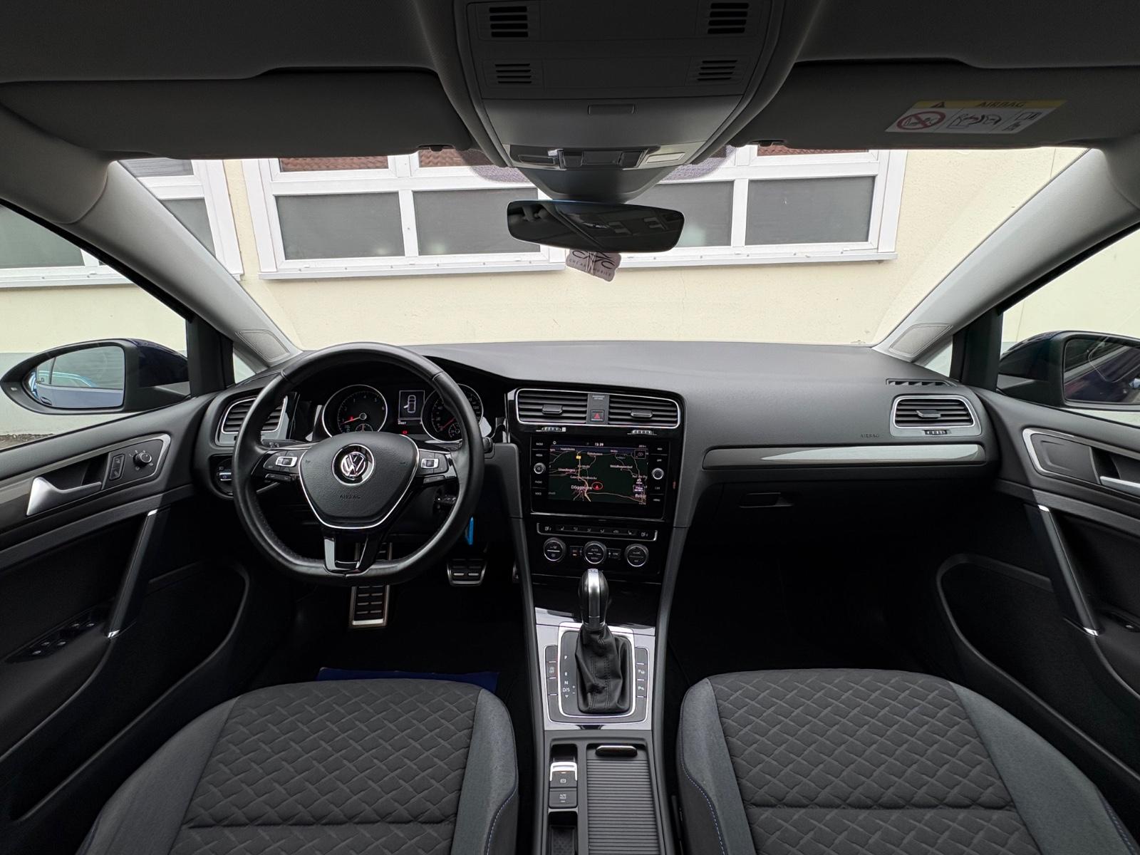 Volkswagen Golf VII Lim. DSG Join BlueMotion ACC/DAB+/LED