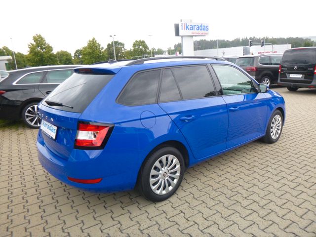 Fahrzeugabbildung Skoda Fabia 1,0 TSI Kombi >NAVI/Einparh/SmartLink<